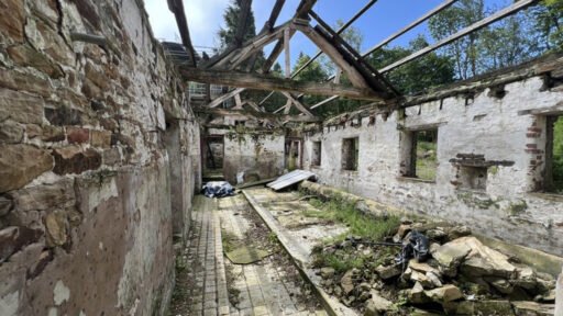 Historic Spout House, Sheffield's oldest home, is set for auction at £900,000. Despite its tragic past and need for renovation, it offers potential for a luxury conversion.