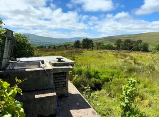 A 1950s nuclear bunker in Sedbergh, Cumbria, is for sale for £15,000. This secure, refurbished bunker offers historical significance, on-site parking, and an active phone line.