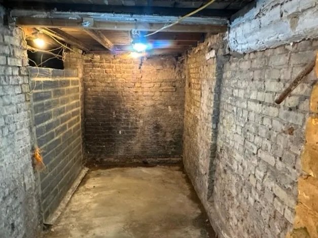 Basement flat in London's Crouch End on sale for £159,000. Requires full renovation and necessary consents. Unique opportunity for homeowners and investors.