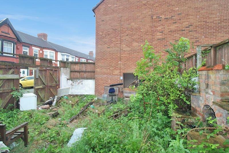 A five-bed house in Liverpool with a sauna is on the market for £160,000. Needing some TLC and an overhaul, this three-storey home offers great potential and transport links.