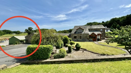 Luxurious Thwaite End Barn in Carnforth hits the market for £1.7M. This stunning estate features a pool, gym, guest house, and even a helicopter hangar across 8.5 acres.