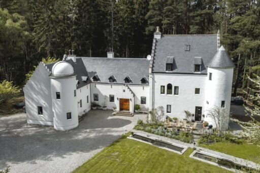 Explore the stunning White Rose Tower in Scotland, now on the market for £685,000. This castle features an observatory, five bedrooms, and a luxurious self-contained annexe.