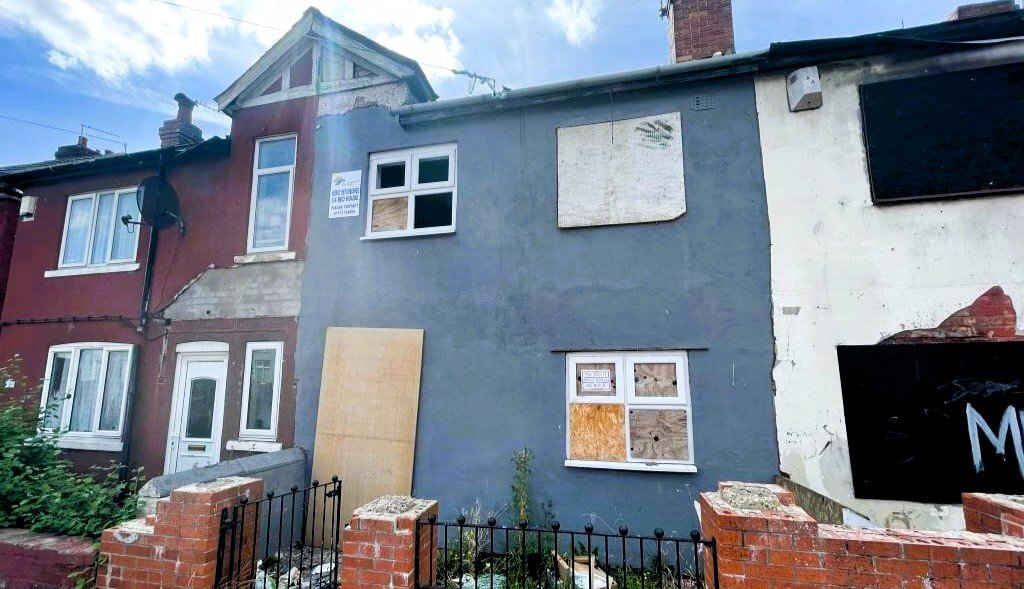 A "terrifying" three-bedroom house in one of the UK's most dangerous areas is up for sale at £42,000. The dilapidated Edlington property leaves potential buyers shocked.