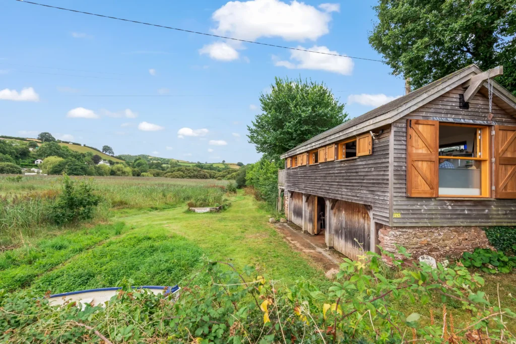 Britain’s most expensive bird hide, featuring a shower and hot water, is on sale for £135,000. Set in 1.4 acres of marshland with stunning river views, perfect for wildlife enthusiasts.