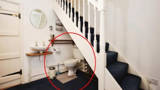 Quirky detached house near Stratford-upon-Avon for sale at £175,000, featuring two bedrooms, a garden, and a unique toilet under the stairs. Auction ends soon!