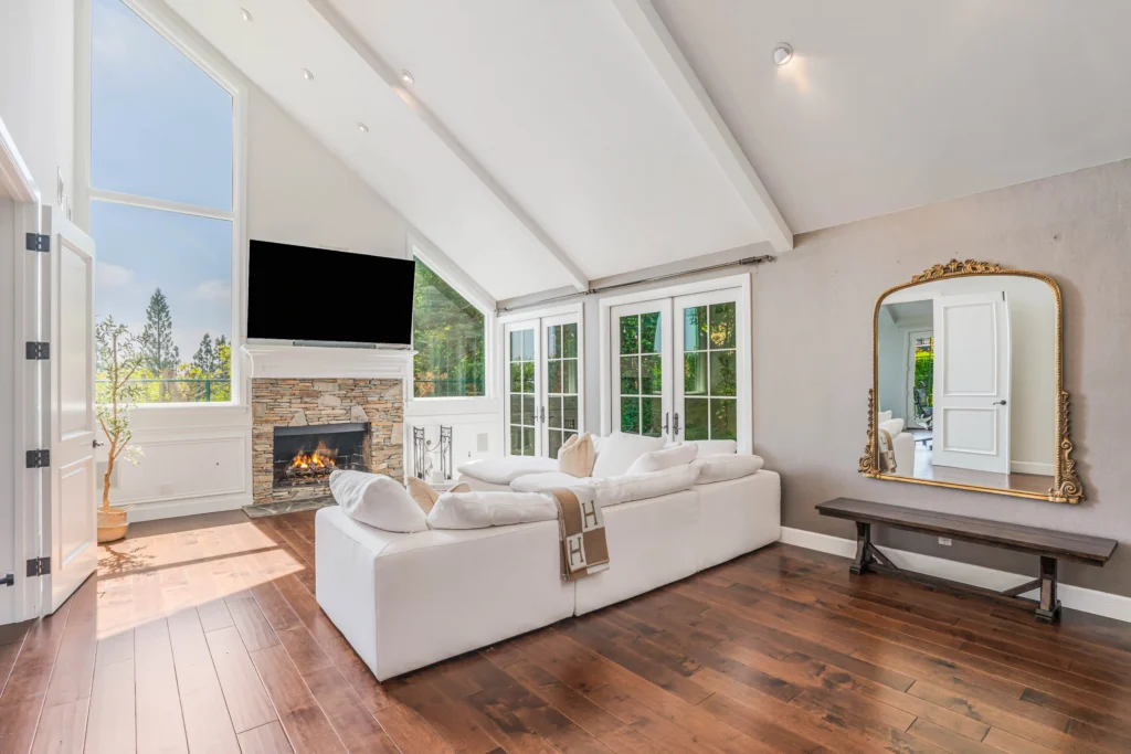 Former home of actress Kate Beckinsale, a stunning 4-bed hillside property in Brentwood, LA, hits the market for $4.3M, featuring luxury amenities and breathtaking city views.