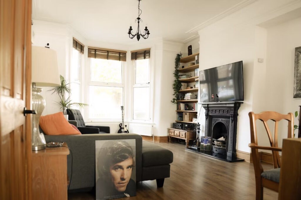 Discover an Oasis fan's dream home in Abbey Wood! This stunning three-bedroom terrace, inspired by the Definitely Maybe album, is on the market for £550,000.