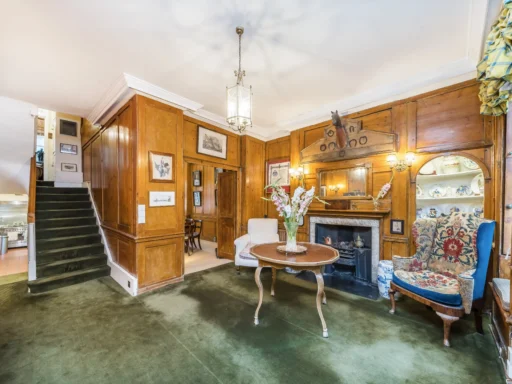 Margaret Thatcher's former luxury London townhouse, rich in British political history, hits the market for £3.65 million. The Westminster property boasts period features and iconic views.