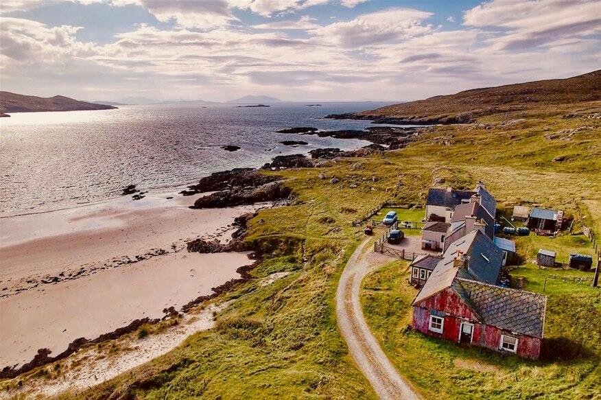 A secluded one-bedroom home on the Isle of Harris in Scotland, with stunning beach views and abundant wildlife, is up for sale for £100,000 - less than a garage in London.