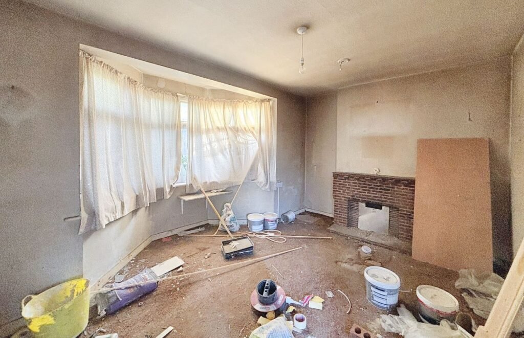 London’s £450k ‘fixer-upper’ with collapsing ceilings and mold offers a unique investment opportunity in Palmers Green, with planning permission for two flats.