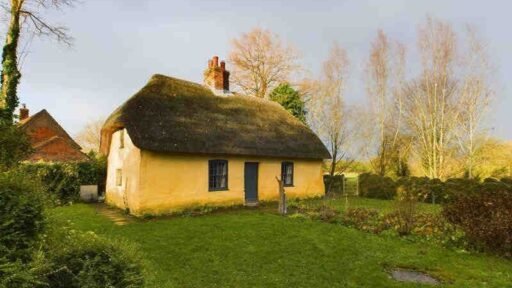 A rare 18th-century mud and stud cottage in Little Steeping, Lincolnshire, is on the market for £220k. With a thatched roof and period charm, it’s a portal to the past!