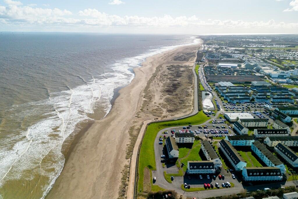 Own a slice of Skegness coastline for as little as £50,000! Four beach plots, totaling 83.7 acres, offer stunning North Sea views and proximity to top attractions.