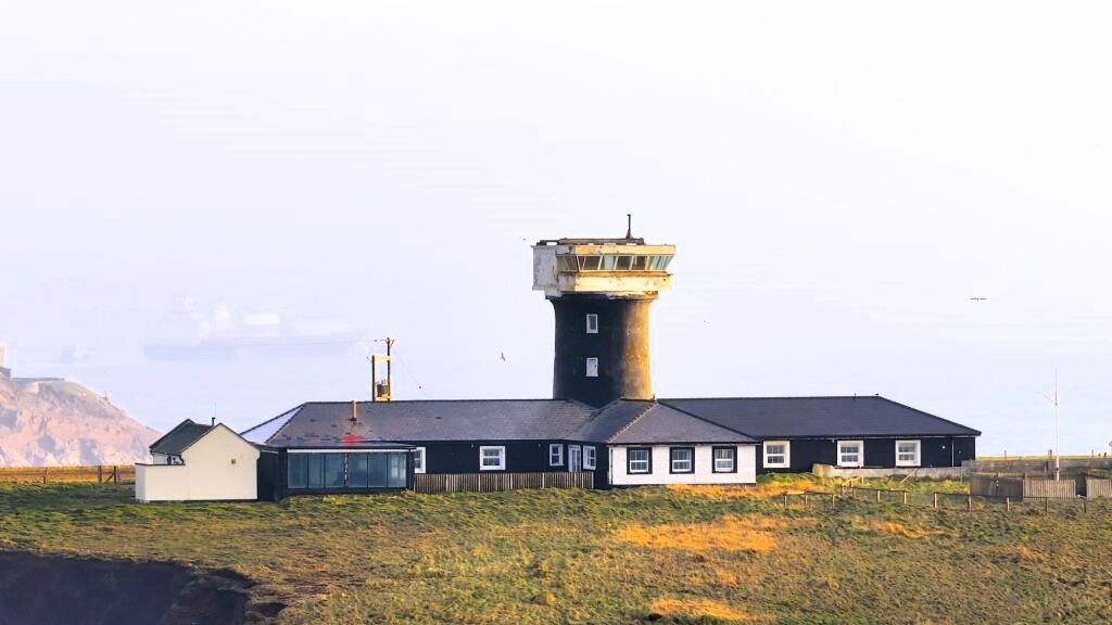 Own a rare piece of history! A stunning £700K lighthouse in Pembrokeshire offers 360° sea views, 8 bedrooms, a pool, and a sauna—your dream coastal escape awaits!