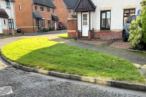 Three tiny patches of grass in Aberdeen's Kingswell area hit the market for £1,000, sparking curiosity and jokes about their potential use ahead of the auction.