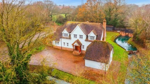 Unique 4-bed home with 3 fishing lakes on 7 acres in Rayleigh, Essex, offers tranquil living and a thriving business opportunity, now on sale for £1.6M.