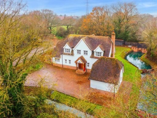 Unique 4-bed home with 3 fishing lakes on 7 acres in Rayleigh, Essex, offers tranquil living and a thriving business opportunity, now on sale for £1.6M.