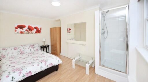 A London studio with a shower next to the bed and a shared toilet hits the market for £1,716 per month, offering a quirky setup in a prime location.