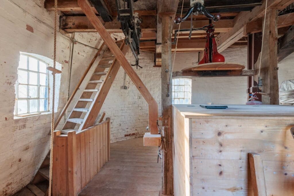 A charming windmill with a wood-fired bakery, stone outbuildings, and a spacious main home in North Lincolnshire is on the market for £975,000, offering stunning countryside views.
