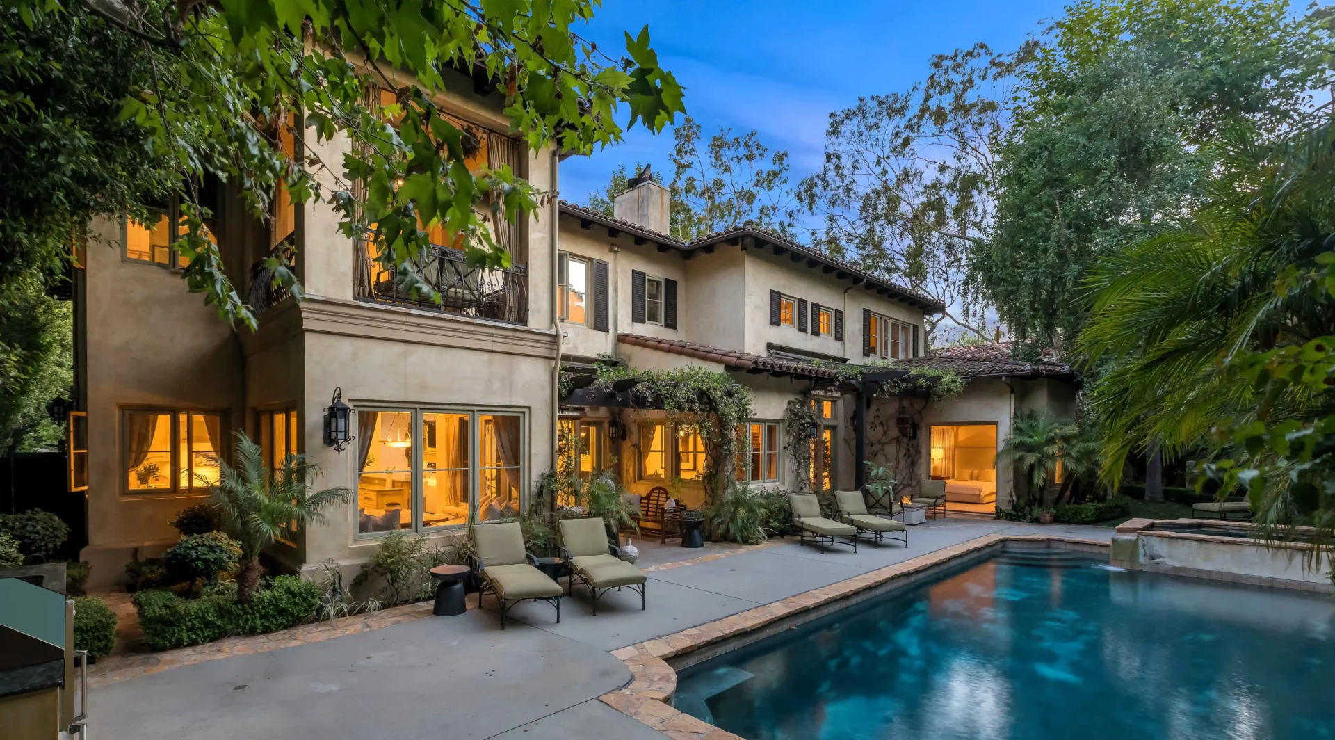 Britney Spears’ former Beverly Hills mansion is up for sale at £5.2m - a stunning 7,500 sqft villa in a star-studded gated community with luxe features and privacy.