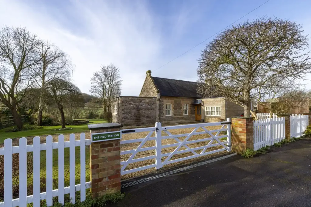 Historic Somerset railway station turned stunning 3-bed home hits the market for £1m - complete with original ticket office kitchen and platform-turned-Garden Room.