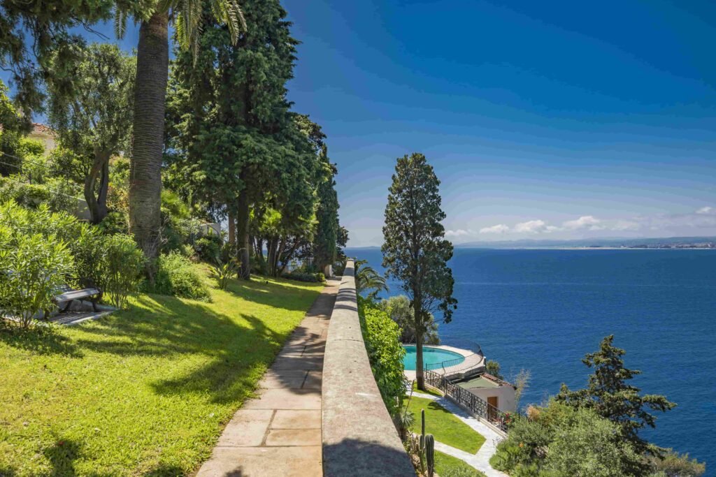 Sean Connery's former French Riviera mansion used in a Bond film is for sale at £20m - featuring sea views, classic French style and an indoor pool with gardens.