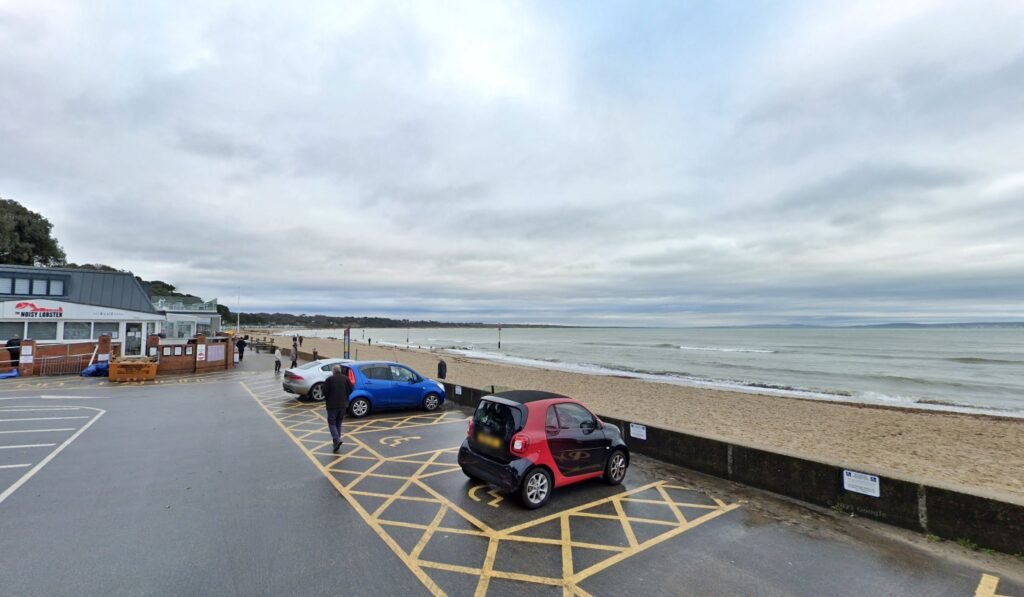 This £120,000 beach hut on Avon Beach offers stunning views and a kitchen but no toilet, leaving owners queuing for public loos just meters from the water’s edge.