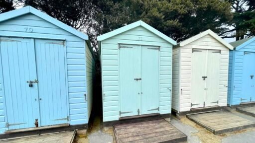 This £120,000 beach hut on Avon Beach offers stunning views and a kitchen but no toilet, leaving owners queuing for public loos just meters from the water’s edge.