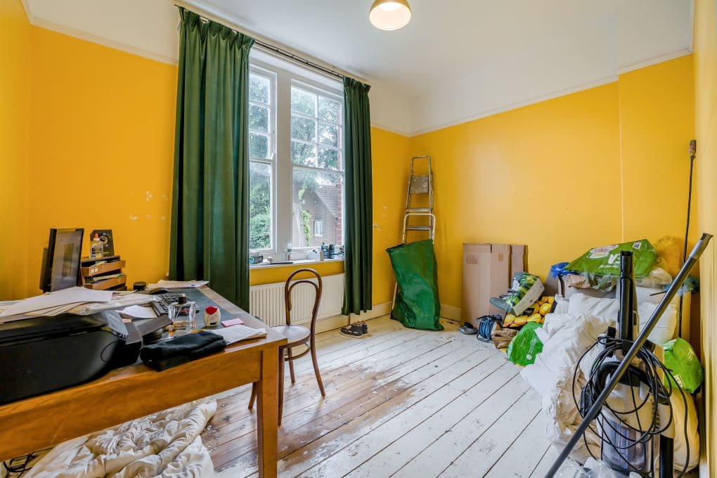 This quirky eight-bedroom East Sussex home has hit the market for £700,000 - complete with four floors, charm, and a jail-like bathroom that’s turning heads.