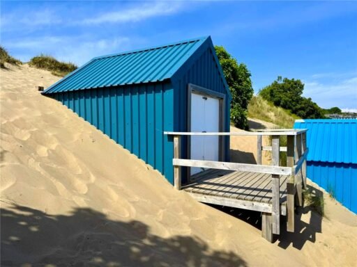 A £150,000 beach hut in Abersoch is up for sale, matching the price of a local house, offering sea views, a balcony and changing area but no seating or kitchen.