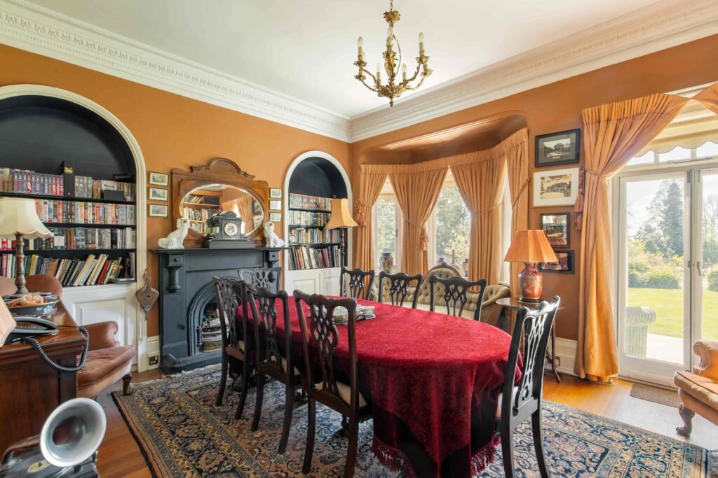 Stanley Kubrick’s former Elstree mansion with a pool, lush gardens, and film history is for sale at £6.95m, just in time for London’s sizzling summer heatwave.