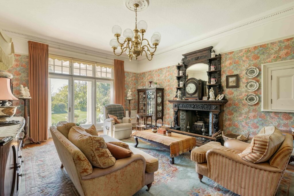 Stanley Kubrick’s former Elstree mansion with a pool, lush gardens, and film history is for sale at £6.95m, just in time for London’s sizzling summer heatwave.