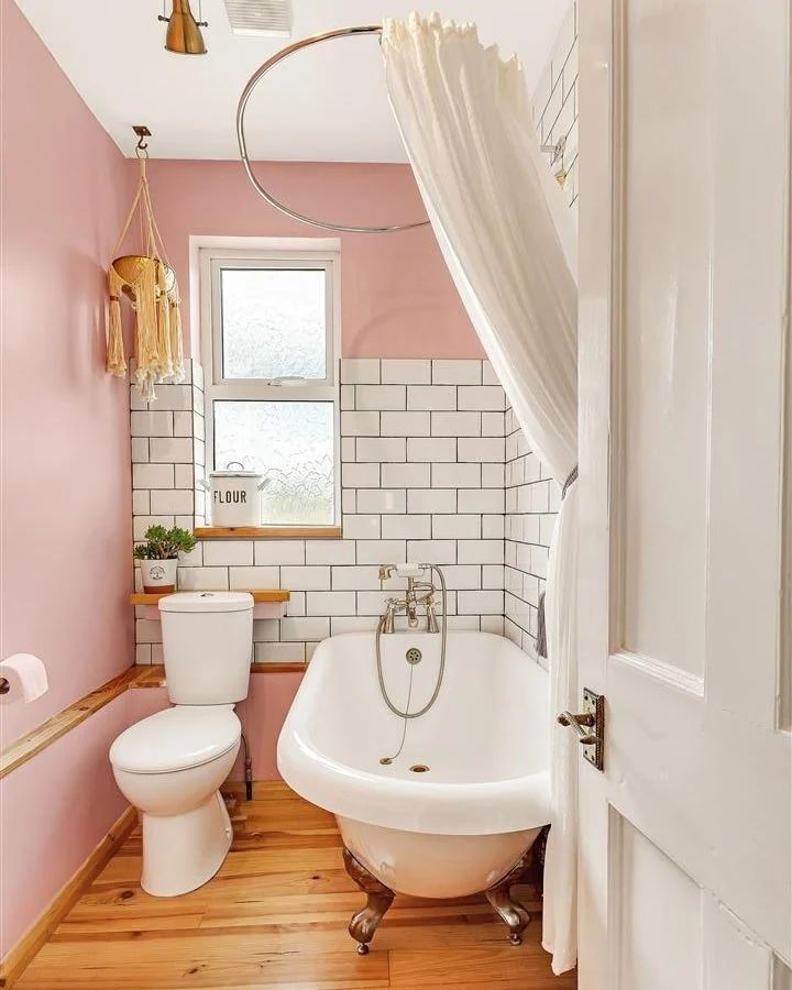A Victorian semi in Bedford with three bedrooms, a stylish courtyard, and a fully equipped salon outbuilding is on sale for £450,000 offering charm and versatility.