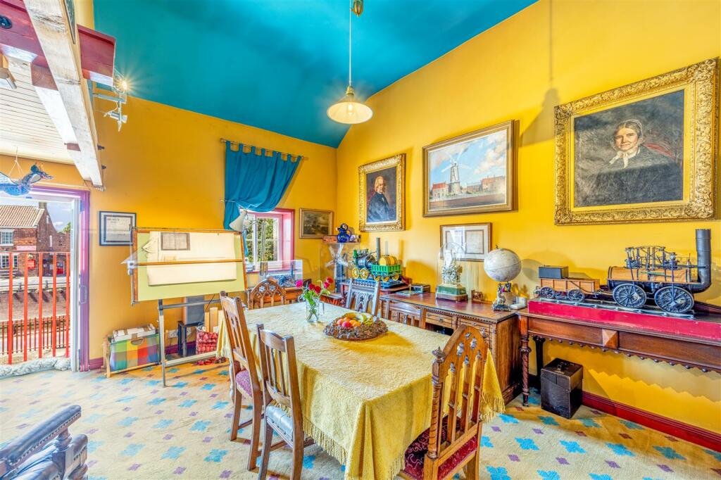 Historic Maud Foster Windmill in Lincolnshire is for sale at £549,950 with a penthouse home, shop, flour mill, and potential for a wedding venue or holiday let.