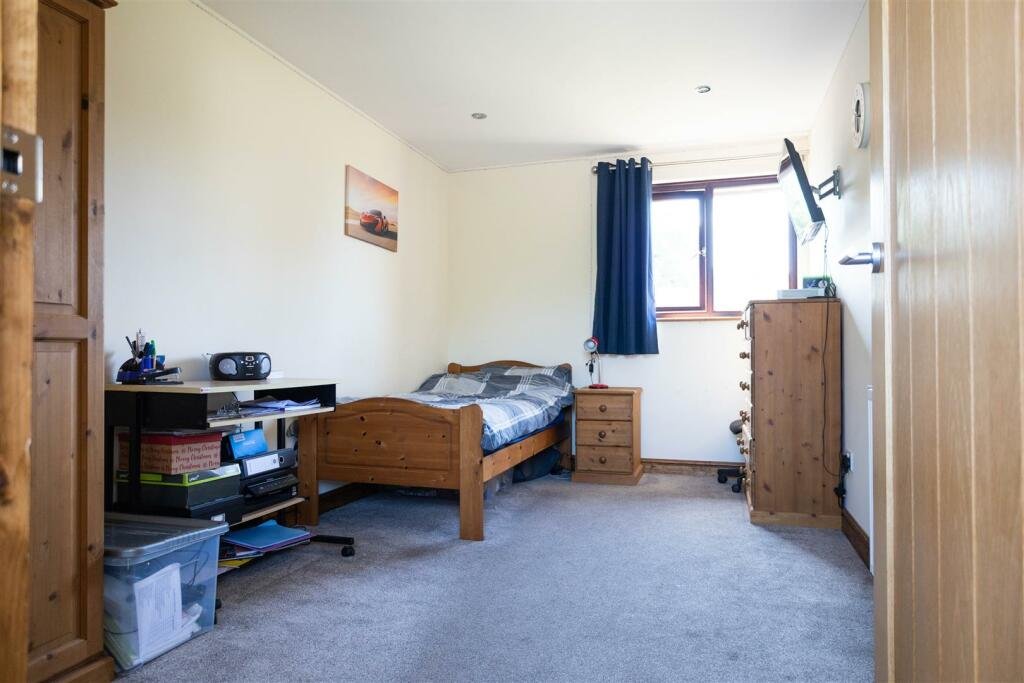 Four bedroom home in Chulmleigh Devon with 18 hole golf course clubhouse function room and stunning Taw Valley views on sale for £850000 offering a rare lifestyle opportunity.