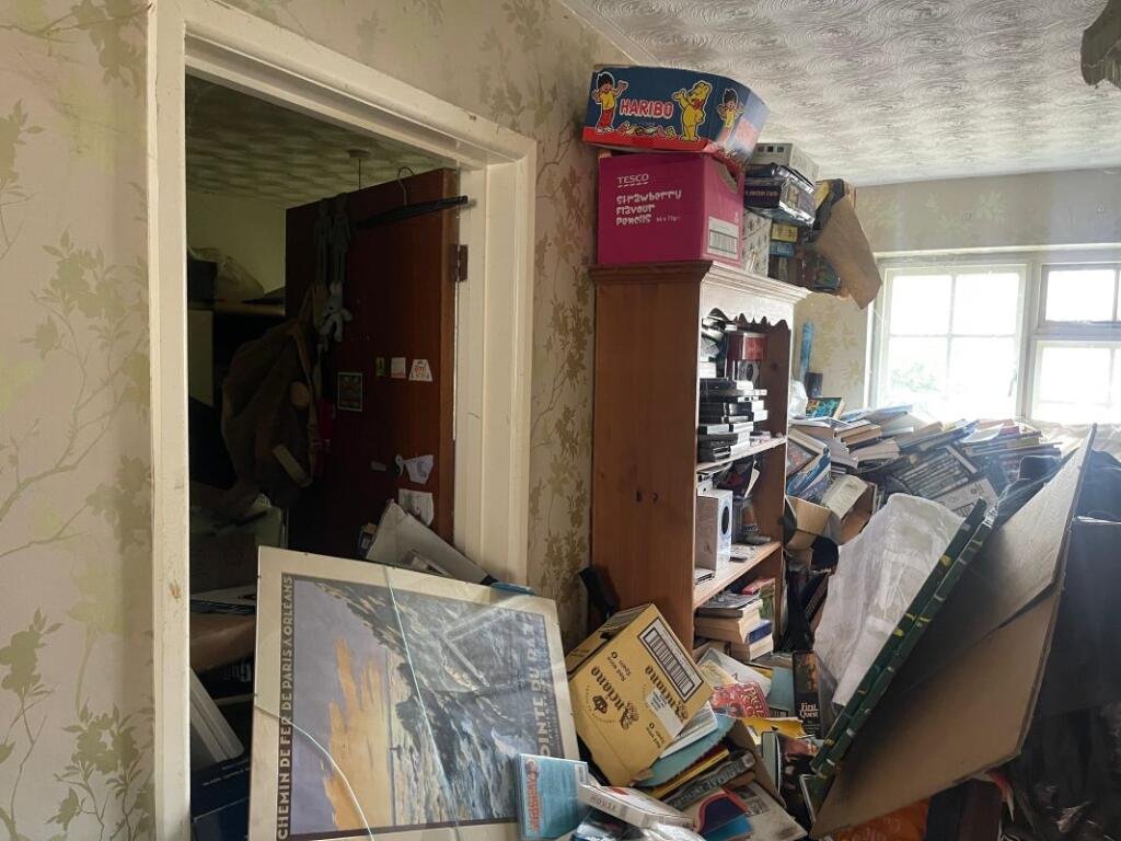 A four bed house in Chippenham is listed for £395k but inside lies chaos with piles of rubbish and a bathroom in shocking condition awaiting full refurbishment.