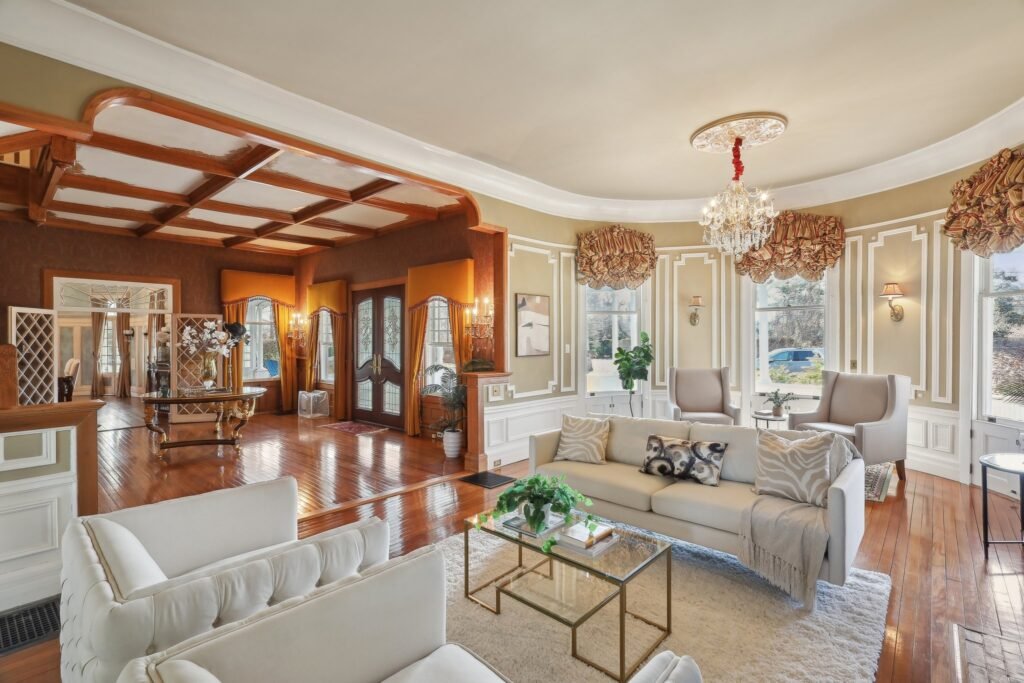 Haunted 1860s Bayport mansion from Ghost Hunters is listed for 1.67m. With 7 bedrooms, luxury features and eerie tales, it offers Victorian charm and spooky allure.
