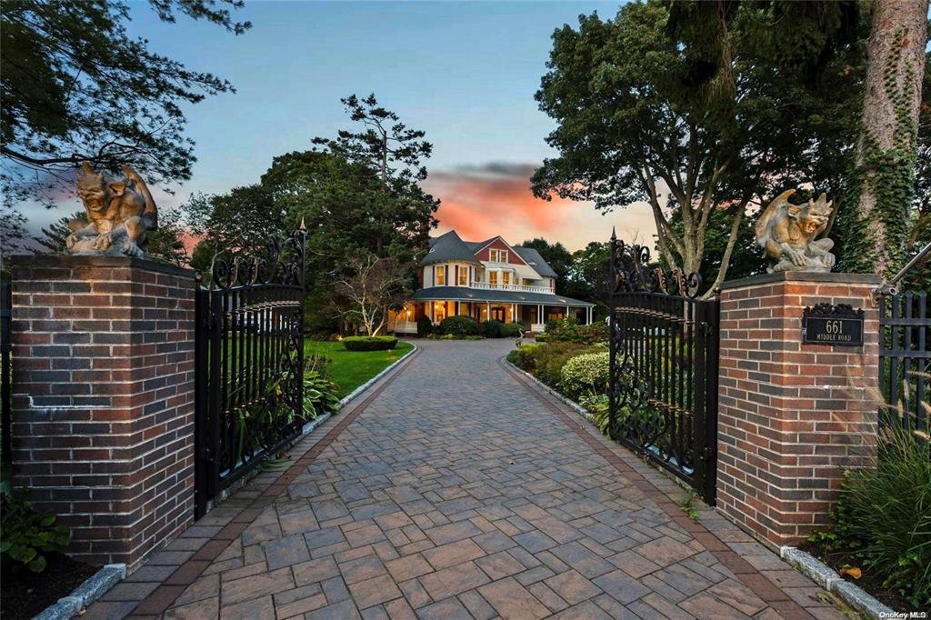 Haunted 1860s Bayport mansion from Ghost Hunters is listed for 1.67m. With 7 bedrooms, luxury features and eerie tales, it offers Victorian charm and spooky allure.