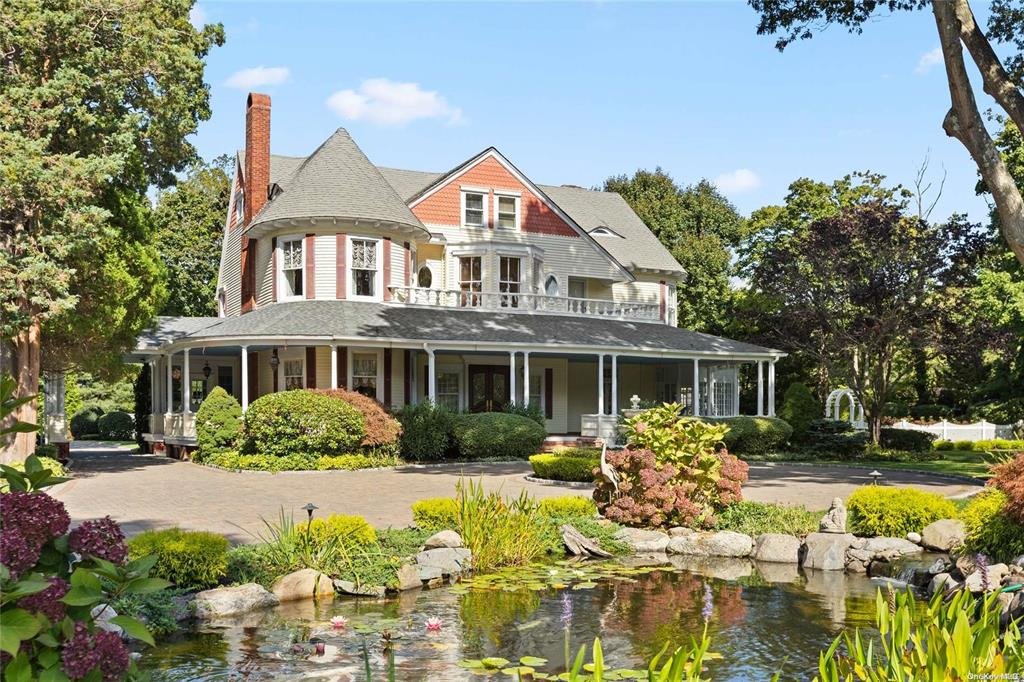Haunted 1860s Bayport mansion from Ghost Hunters is listed for 1.67m. With 7 bedrooms, luxury features and eerie tales, it offers Victorian charm and spooky allure.