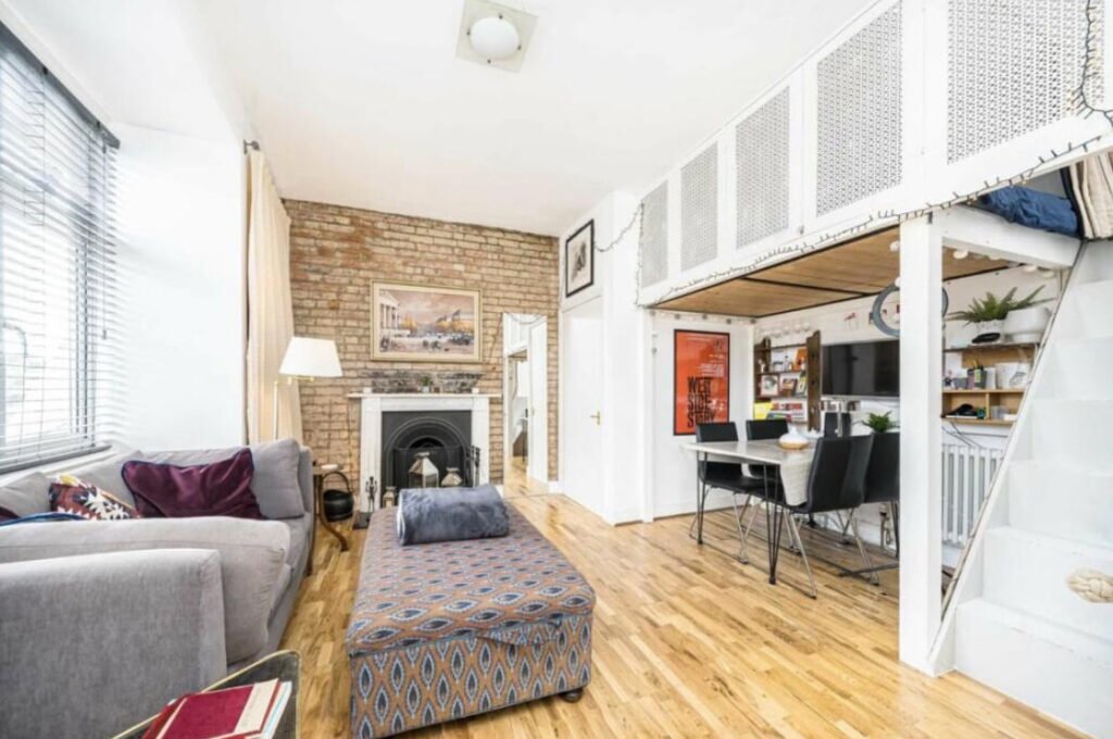 A quirky Bloomsbury studio flat costs £2,295 a month with a hidden mezzanine bedroom, rooftop terrace and period charm but no parking, pets or bills included.