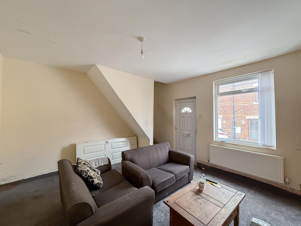 This £5,000 ghost town terrace in Horden, Durham is a loner's dream and a renovator’s project, with two bedrooms, overgrown garden and eerie post-mining charm.