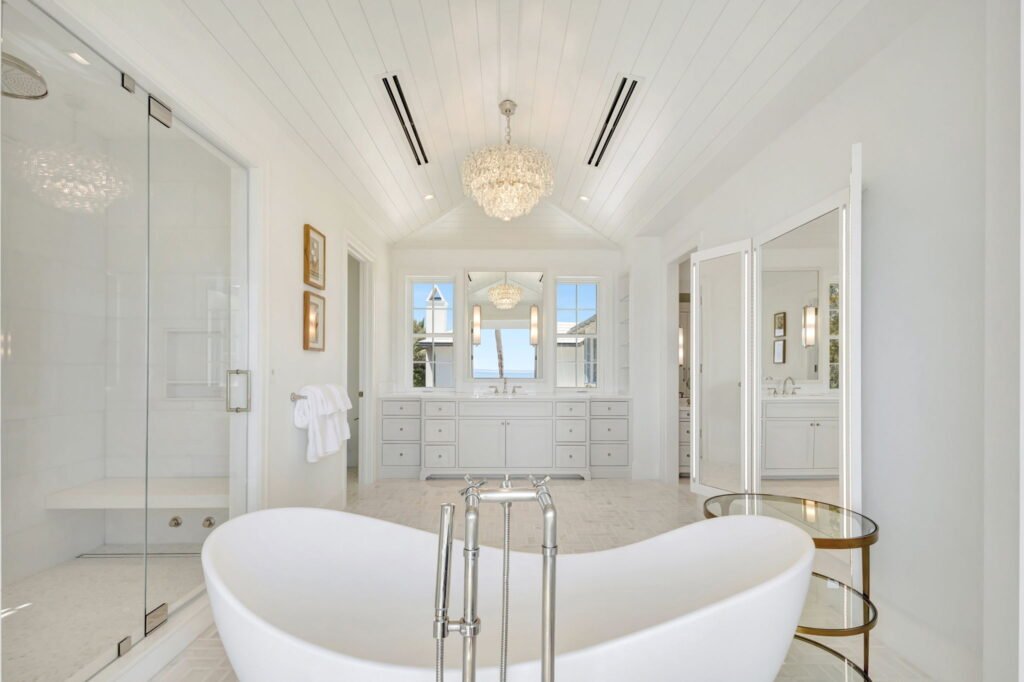 Palm Beach estate on Billionaire’s Row lists for $84.95m with 16,500 sq ft of luxury, a guest house, resort-style courtyard and a secret tunnel to the ocean.