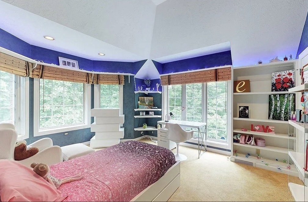 A Cleveland home listed at \$1.6m comes with its own Irish pub, featuring a bar, fireplace and pool table, alongside four bedrooms, marble floors and scenic gardens.