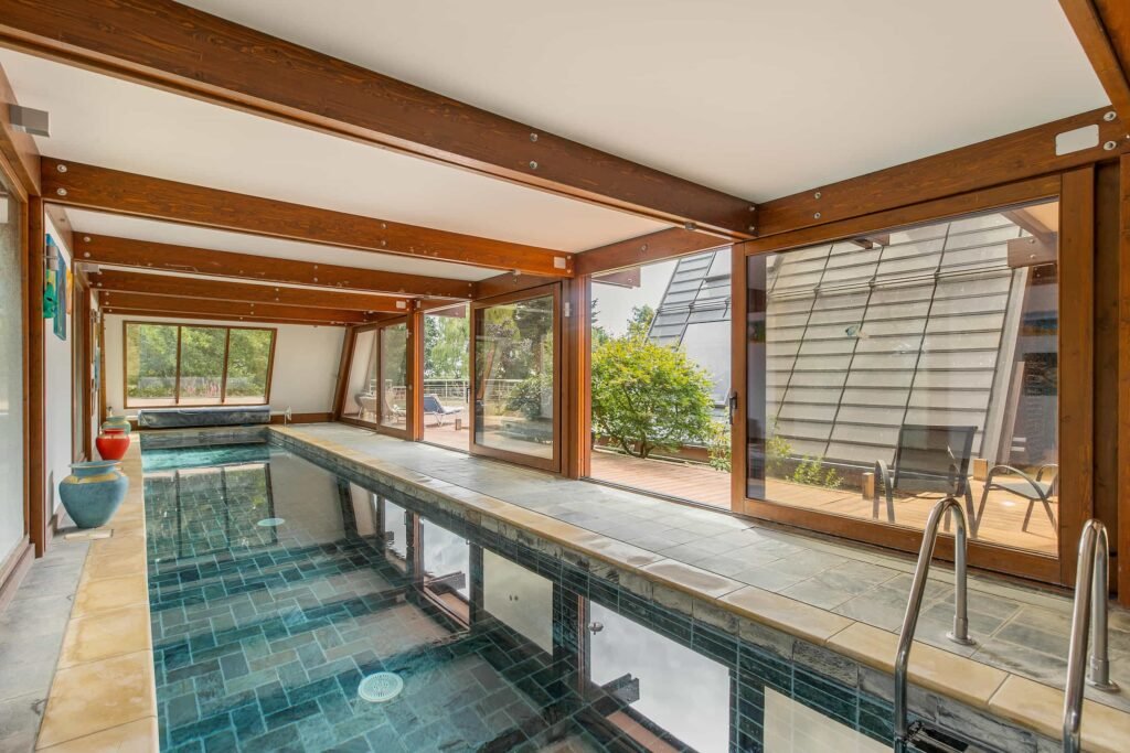 Stunning £2.5m Pagano-designed home hits the market with indoor pool, sauna, orchard and equestrian facilities set on 1.6 acres of landscaped gardens in Cambridge.