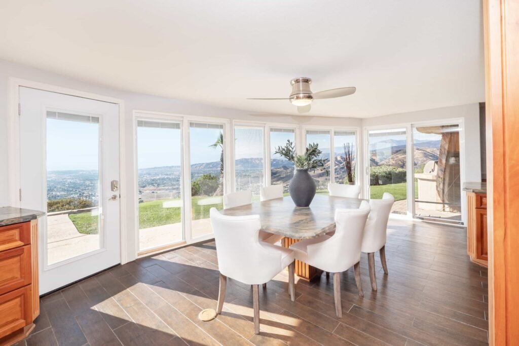 A $3 million California mountain home resembling The Flintstones’ Bedrock is up for sale, featuring domed architecture, a rock-carved pool, and breathtaking panoramic views.