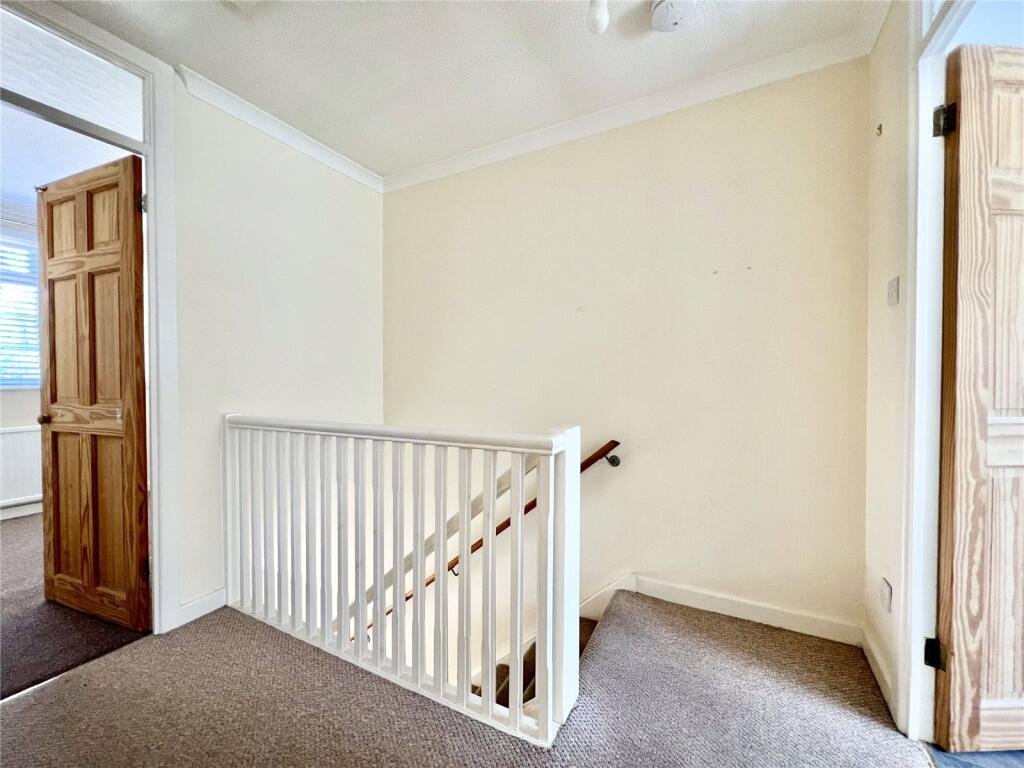 Victor Meldrew’s iconic One Foot in the Grave house has sold for £337,500 in Dorset, offering a piece of British TV history with modern comfort and timeless charm.