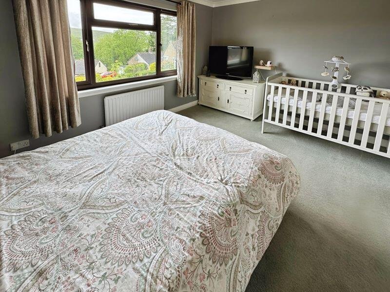 A £400,000 Cumbria home hides a quirky Minecraft-themed bedroom inside its 7 bed layout, with spacious gardens, scenic views and over 2,700 sq ft of living space.