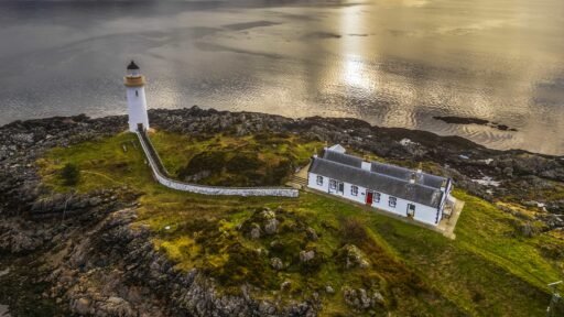 A private island in Scotland offers a three night Silent Night Experience for just £20, giving guests a peaceful off grid Christmas stay with nature, calm activities and coastal views.