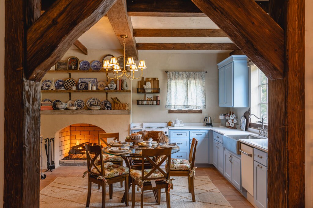 A real-life replica of Iris’s cottage from The Holiday is now open in Georgia’s Blue Ridge Mountains, offering a cozy, movie-inspired escape just in time for Christmas.