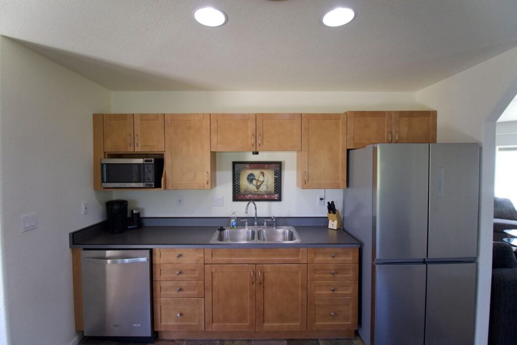 A £572,000 pyramid-shaped Colorado home with a secret bunker, escape hatch, solar power and 150 food cans is up for sale, offering complete off-grid security.