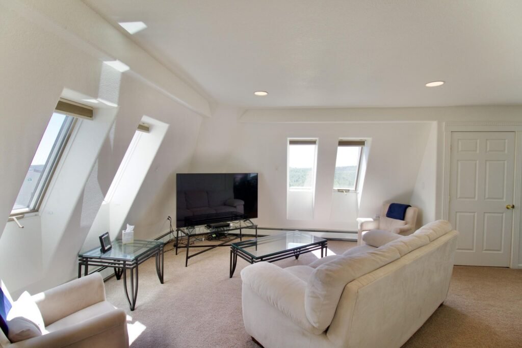 A £572,000 pyramid-shaped Colorado home with a secret bunker, escape hatch, solar power and 150 food cans is up for sale, offering complete off-grid security.